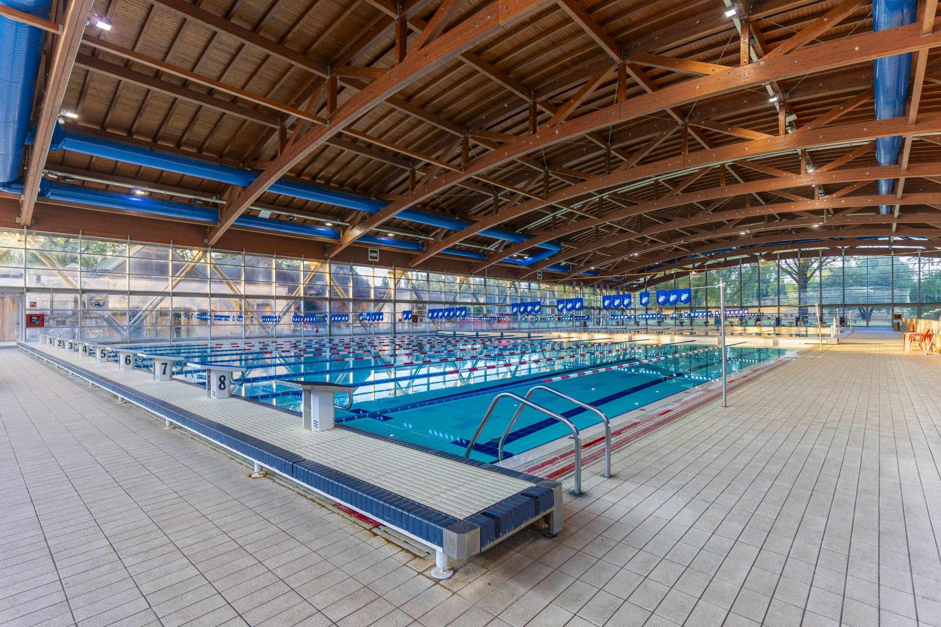 cremona_01_piscina_cubierta